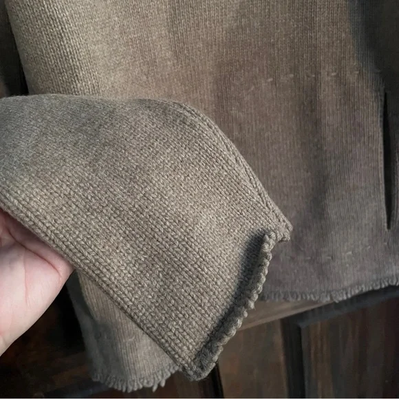 YVES SAINT LAURENT Rive Gauche Knitted Turtleneck Sweater - Picture 2 of 16